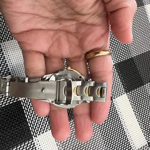 Women’s watch - Picture 4 of 10